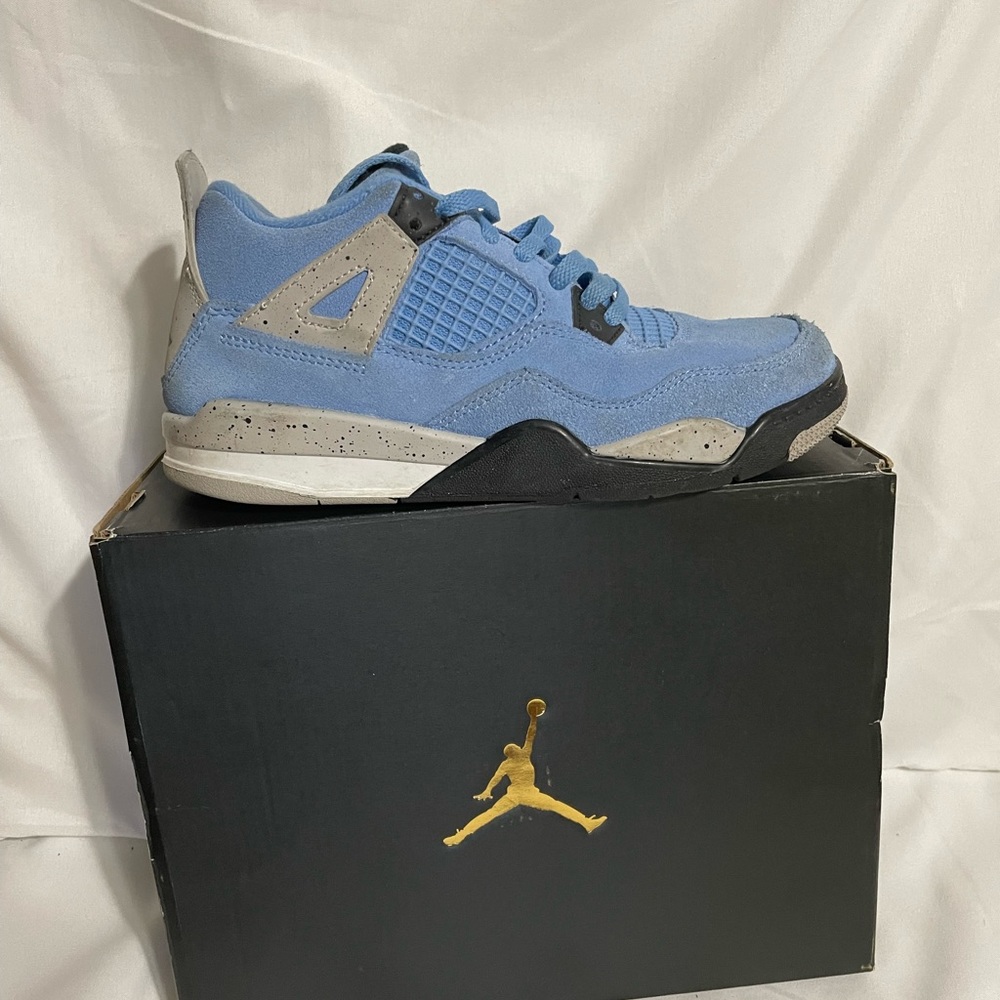 Jordan 4 retros